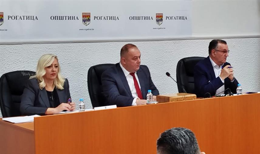 РОГАTИЦА, 18. ДЕЦЕМБРА /СРНА/ - Прва редовна сједница новог сазива Скупштине општине Рогатица
