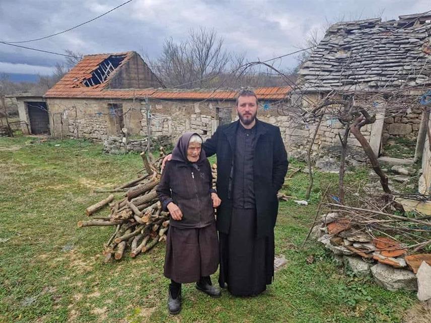 ВРЛИКА, 20. ДЕЦЕМБРА /СРНА/ - Најстарија српска повратница у село Дабар код Врлике у Хрватској Милица Стојанац преминула је у 101. години.