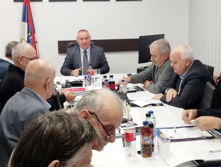 БАЊАЛУКА, 24. ДЕЦЕМБРА /СРНА/ - Сједница Предсједништва Организације старјешина Војске Републике Српске /ВРС/.