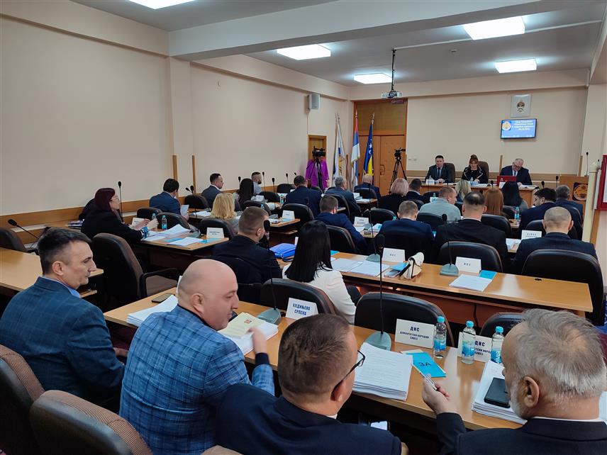 ГРАДИШКА, 26. ДЕЦЕМБРА /СРНА/ - Скупштина града Градишка усвојила је данас ребеланс градског буџета за текућу годину у износу од 53.400.000 КМ, те буџет за 2025. годину од 48.950.000 КМ.