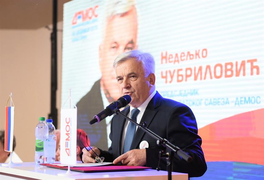 БАЊАЛУКА, 28. ДЕЦЕМБРА /СРНА/ - Предсједник ДЕМОС-а Недељко Чубриловић.	