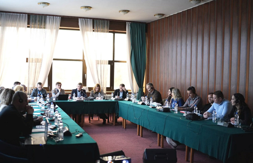 ИСТОЧНО САРАЈЕВО, 4. ДЕЦЕМБРА /СРНА/ - На радионици о развоју капацитета за урбано трагање и спасавање у Републици Српској и БиХ разговарано је о постављању и усвајању генералних граница за набавку, идентификацију потребне опреме, конкретним захтјевима и спецификацијама и укупним потребама и приоритетима.