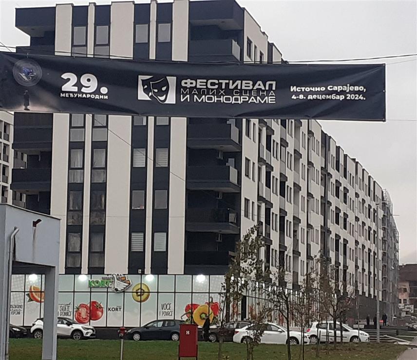 ИСТОЧНО САРАЈЕВО, 5. ДЕЦЕМБРА /СРНА/ - Монодрама "Нина" и представа "Аутобиографија" биће изведене вечерас у Културном центру Источно Ново Сарајево у оквиру програма 29. Међународног фестивала малих сцена и монодраме Републике Српске.