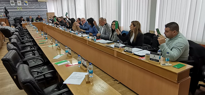 ТЕСЛИЋ, 5. ДЕЦЕМБРА /СРНА/ - Конститутивна сједница Скупштине општине Теслић у новом сазиву.
