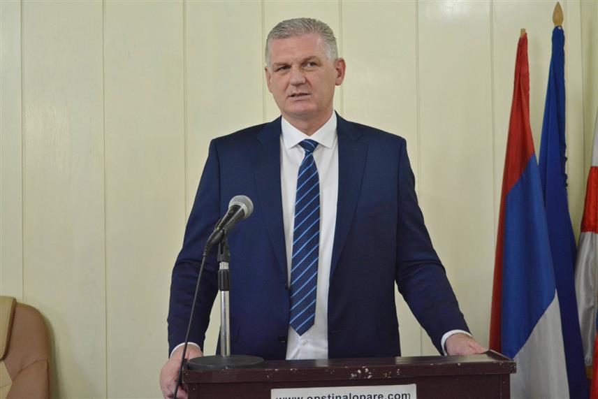 ЛОПАРЕ, 5. ДЕЦЕМБРА /СРНА/ - У Лопарама је одржана конститутивна сједница Скупштине општине, а за предсједника локалног парламента изабран је Миленко Ристић.