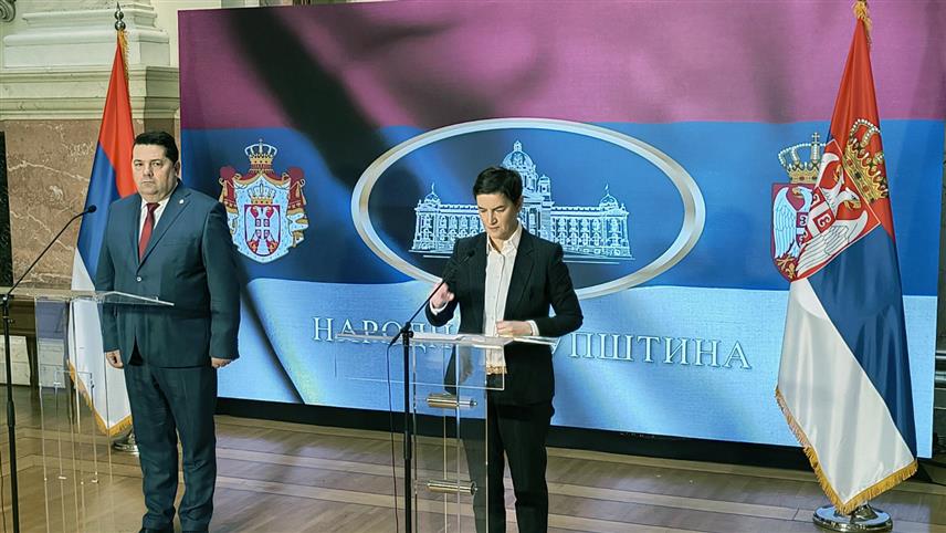 БЕОГРАД, 6. ДЕЦЕМБРА /СРНА/ - Предсједник Скупштине Србије Ана Брнабић рекла је данас у Београду да парламентарци Србије и Српске чине све што је у њиховој моћи да подрже, помогну и убрзају рад извршних власти, а тиме и реализацију заједничких пројеката.