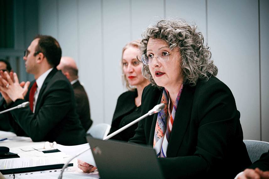 САРАЈЕВО, 12. ФЕБРУАРА /СРНА/ - Гувернер Централне банке БиХ Јасмина Селимовић у обраћању на конференцији гувернера централних банака Белгијско- холандске конституенце Међународног монетарног фонда /ММФ/.