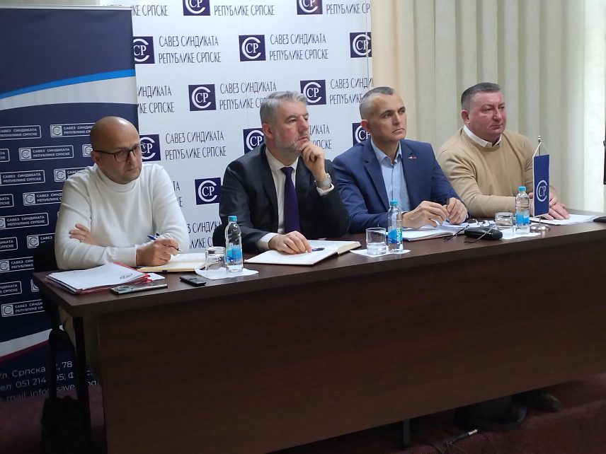 БАЊАЛУКА, 13. ФЕБРУАРА /СРНА/ - Министар здравља и социјалне заштите Републике Српске Ален Шеранић присуствовао ванредној сједници Синдиката здравства и социјалне заштите Републике Српске.