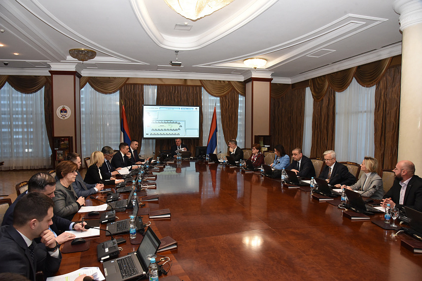 БАЊАЛУКА, 16. ФЕБРУАРА /СРНА/ - Сједница Владе Републике Српске.