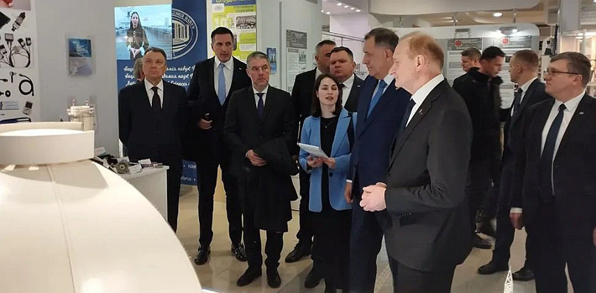 МИНСК, 19. ФЕБРУАРА /СРНА/ - Предсједник Републике Српске Милорад Додик састао се данас у Минску са предсједником бјелоруске Академије наука Владимиром Григоревичем Гусаковом.