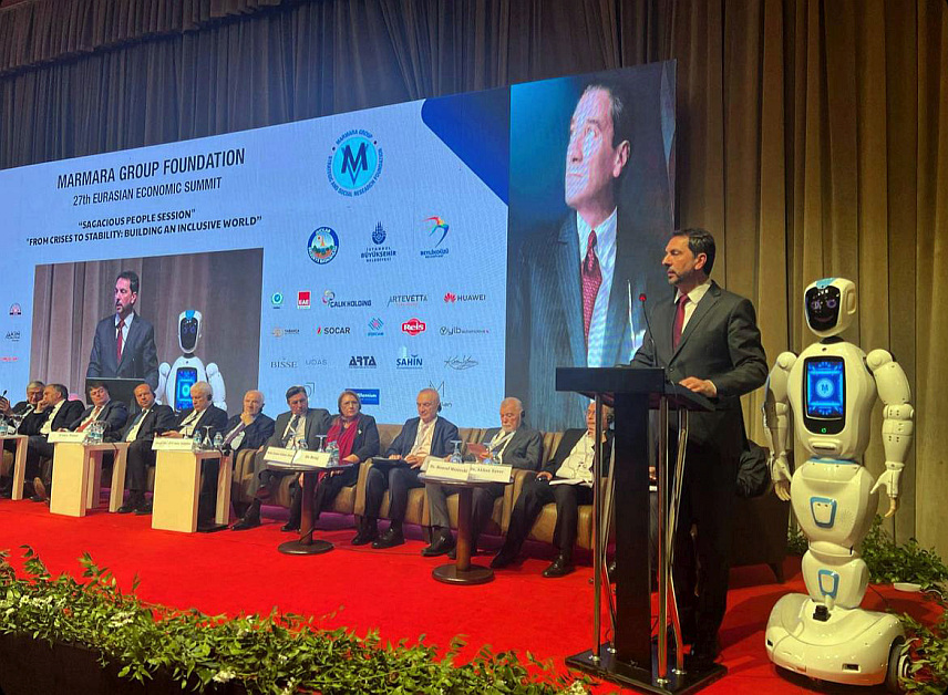 САРАЈЕВО, 22. ФЕБРУАРА /СРНА/ - Предсједавајући Представничког дома Парламентарне скупштине БиХ Маринко Чавара учествовао је на 27. Евроазијском економском самиту у Истанбулу.