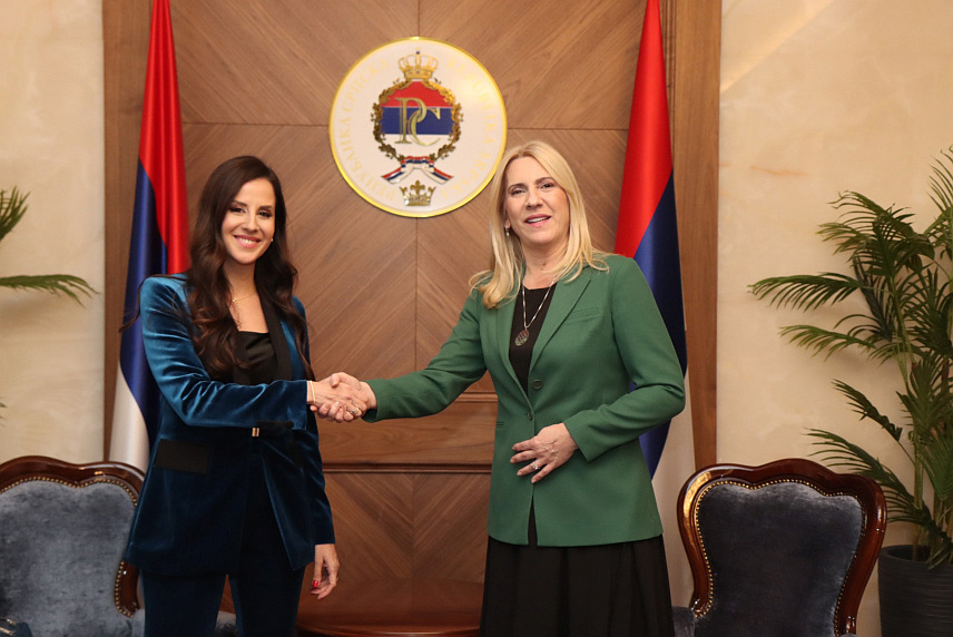 БАЊАЛУКА, 22. ФЕБРУАРА /СРНА/ - Српски члан Предсједништва БиХ Жељка Цвијановић у Палати Републике, угостила је супругу предсједника Србије Тамару Вучић. /Фото - Борислав Здриња/