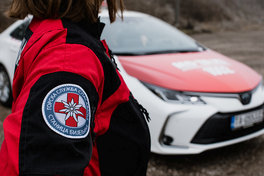 БИЈЕЉИНА, 23. ФЕБРУАРА /СРНА/ - Горска служба спасавања /ГСС/ - станица Бијељина покренула је кампању за прибављање новчаних средстава за набавку комбија који би им помогао да пруже бољу услугу и обезбиједе сигуран транспорт до терена, будући да је брза интервенција кључна.