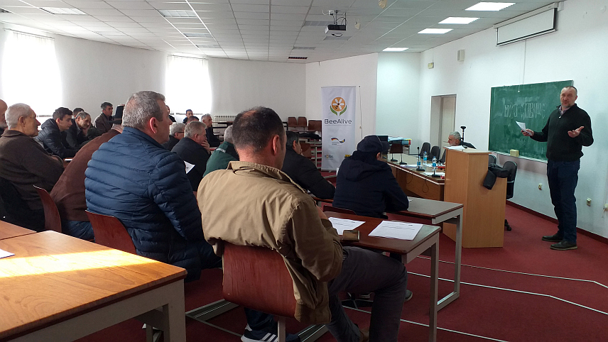 МИЛИЋИ, 27. фЕБРУАРА /СРНА/ - Пројекат "Ублажавање климатских промјена и развој пчеларства".