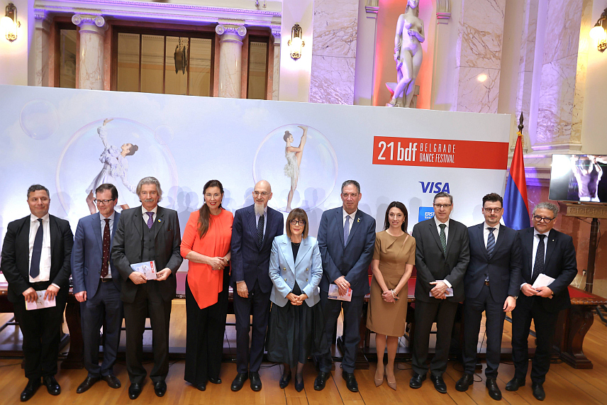 БЕОГРАД, 29. ФЕБРУАРА /СРНА/ - Београдски фестивал игре биће одржан у овом граду од 7. марта до 10. априла, када ће се представити умјетници из 14 земаља,директор Београдског фестивала игре Аја Јунг и министар културе Србије Маја Гојковић на конференцији за новинаре одржаној у Народној скупштини.