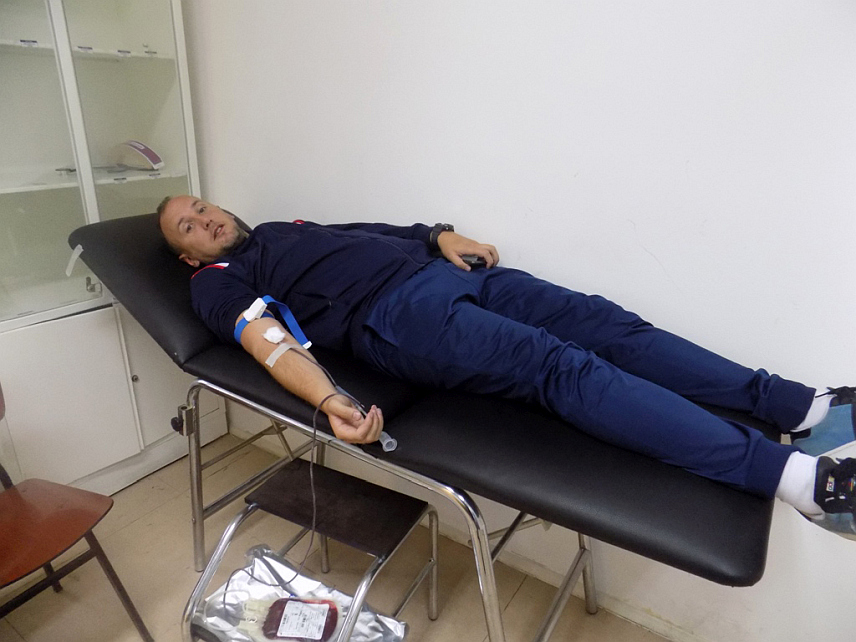 СРЕБРЕНИЦА, 11. МАРТА /СРНА/ - Поводом Дана општине, 11. марта, у Сребреници је данас организована акција добровољног давања крви, а прикупљено је 30 доза крви, рекао је потпредсједник Скупштине општине Милош Миловановић.