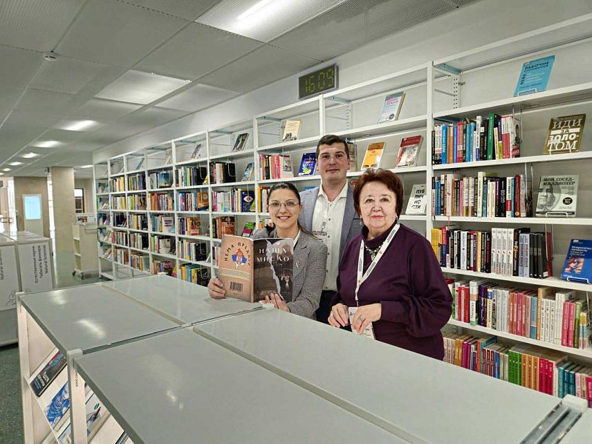 ШАМАЦ, 13. МАРTА /СРНА/ - Представници српске делегације из Републике Српске и Србије данас су поклонили Националној библиотеци "Tатарстан" у Казану четврти број гласника "Наша мисао" посвећен Косову и Метохији, које уређује и издаје Клуб историчара "Посавина" из Шамца.