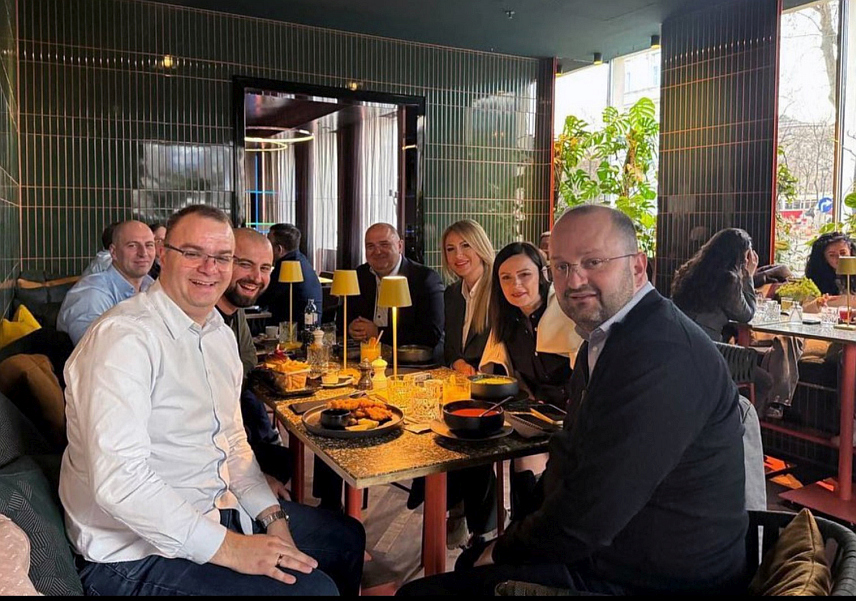 БЕЧ, 13. МАРТА /СРНА/ - Добити америчке санкције значи радити исправно и бити на страни Републике Српске, истакла је генерални секретар предсједника Републике Српске Јелена Пајић Баштинац.