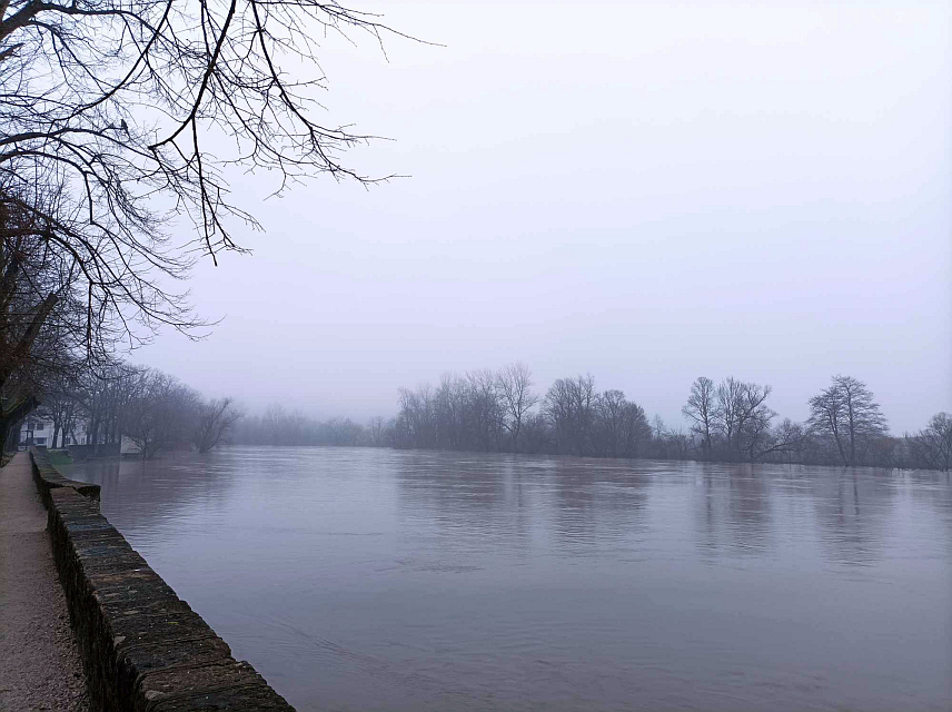 НОВИ ГРАД, 13. МАРТА /СРНА/ - Водостаји ријека Уне и Сане у општини Нови Град опада и нижи су за око 20 центиметара у односу на синоћ.