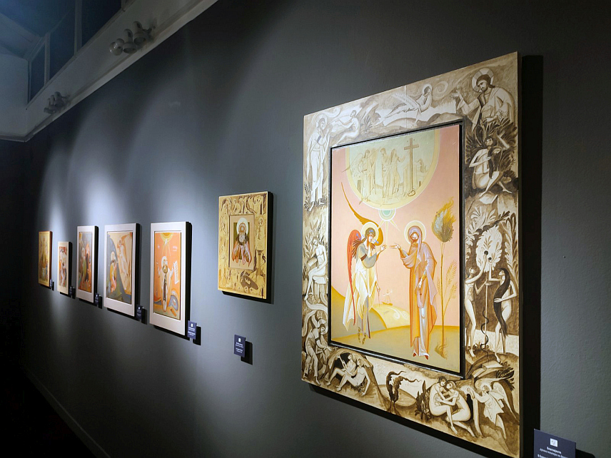 БАЊАЛУКА, 14. МАРТА /СРНА/ - У Музеју Републике Српске у Бањалуци вечерас је отворена изложба икона "Боја као свјетлост - савремено византијско сликарство", свјетски познатог грчког аутора Јоргоса Кордиса.