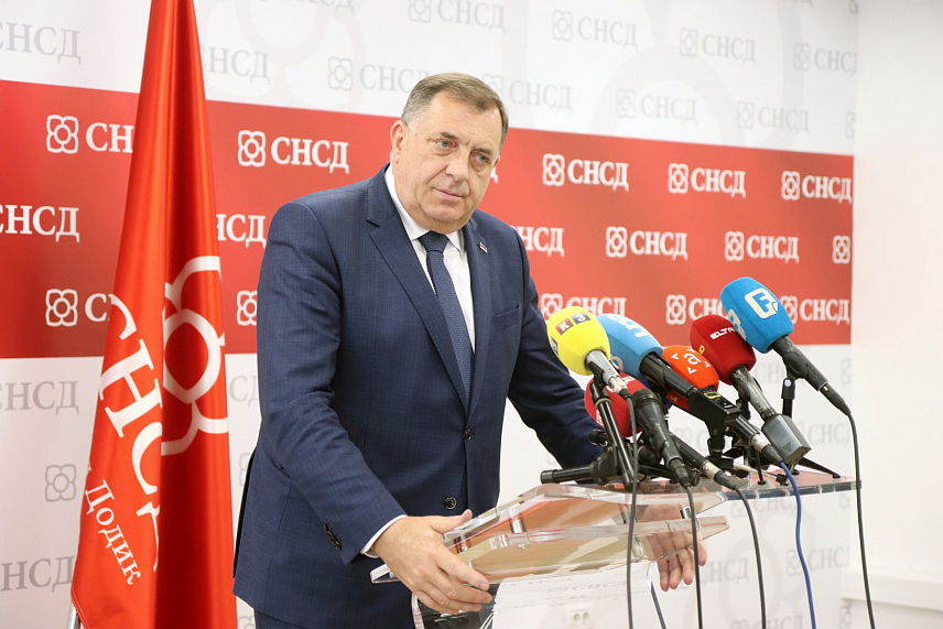 БАЊАЛУКА, 15. МАРТА /СРНА/ - Предсједник СНСД-а Милорад Додик на конференцији за новинаре након сједнице Извршног комитета СНСД-а .
