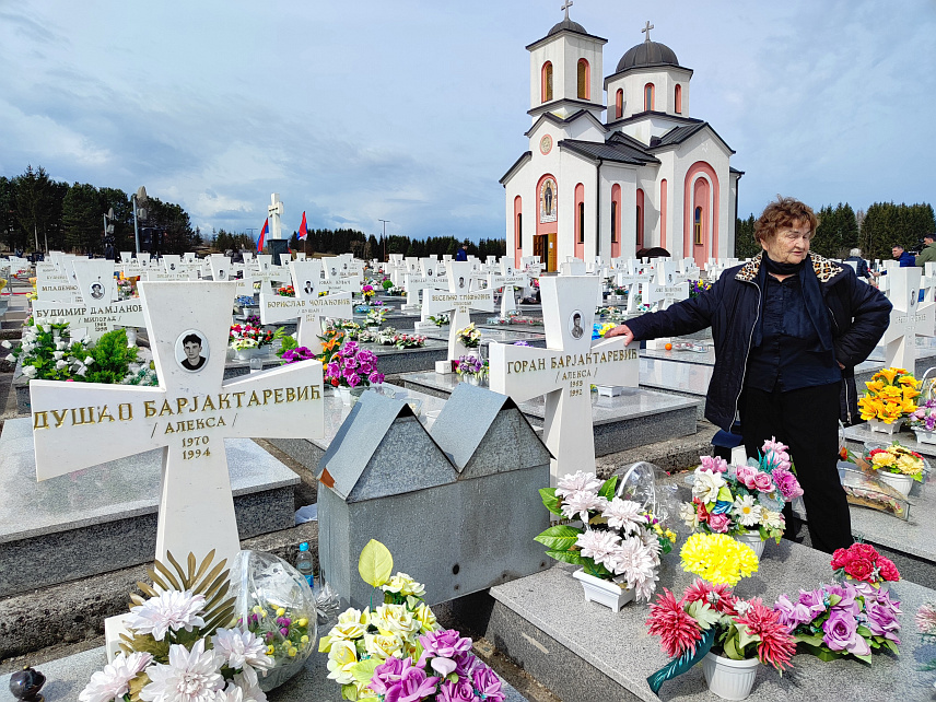 СОКОЛАЦ, 16. МАРТА /СРНА/ - Љубинка Барјактаревић, која је у Одбрамбено-отаџбинском рату изгубила два сина Горана и Душка.