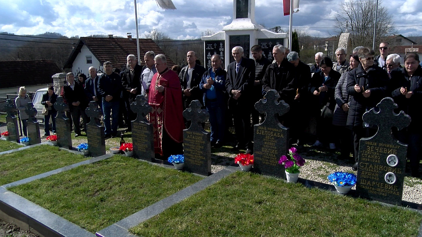 ДОБОЈ, 17. МАРТА /СРНА/ - У добојском насељу Станови данас је служен парастос поводом 79 година од усташког злочина над 30 српских мјештана, међу којима је било 12 дјеце, а најмлађа жртва је имала само четири дана.