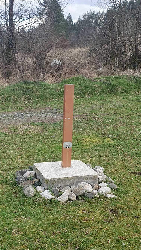 ЛУКАВАЦ, 18. МАРТА /СРНА/ - Оштећен крст на молитвишту , други пут по реду у протекле три године.