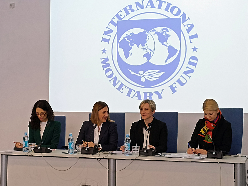 САРАЈЕВО, 19. МАРТА /СРНА/ - Конференција за новинаре шефа Мисије Међународног монетарног фонда за БиХ Алине Јанку, на којој је дат осврт на завршне консултације по члану четири са БиХ за 2024. годину.