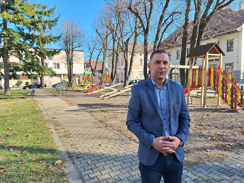 ШАМАЦ, 19. МАРTА /СРНА/ - Директор шамачког предузећа "Слободна зона" Ђорђе Кертић.