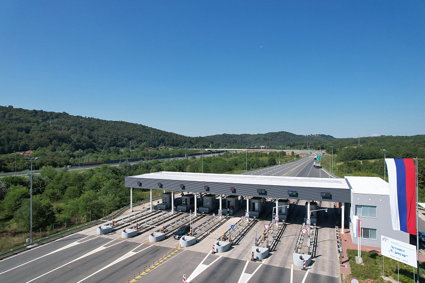 БАЊАЛУКА, 1. МАРТА /СРНА/ - Током велике акције "Узми ТАГ, прођи брже", број корисника услуге електронске наплате путарине на ауто-путевима у Републици Српској порастао је за више од 8.000.