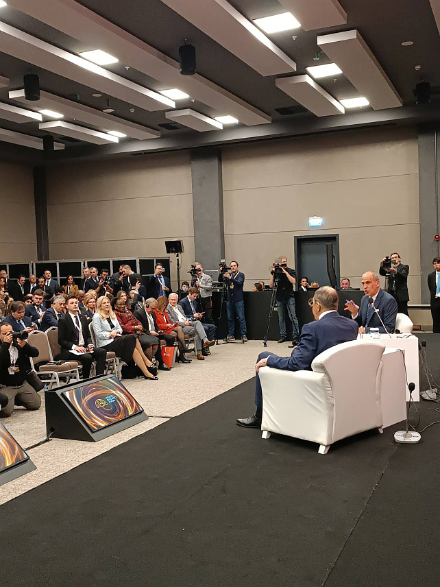 АНТАЛИЈА, 1. МАРТА /СРНА/ - Министар иностраних послова Руске Федерације Сергеј Лавров током обраћања на Дипломатском форуму у Анталији.