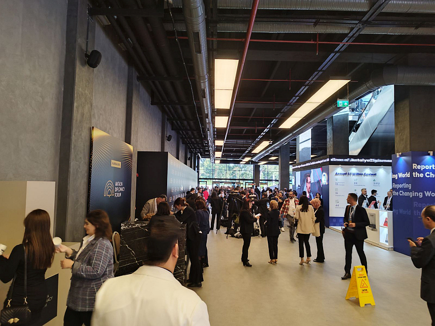 АНТАЛИЈА, 1. МАРТА /СРНА/ - Тродневни Анталија Дипломатски форум биће отворен данас, а свечаности на којој ће говорити домаћин скупа предсједник Турске Реџеп Тајип Ердоган присуствује предсједник Републике Српске Милорад Додик и српски члан Предсједништва БиХ Жељка Цвијановић.