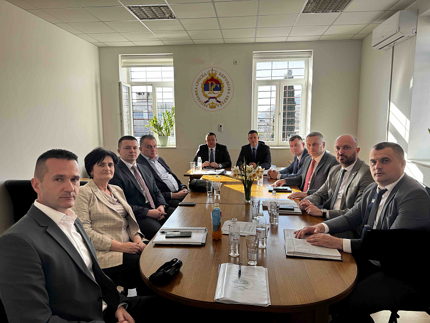 БАЊАЛУКА, 21. МАРТА /СРНА/ - Министар правде Републике Српске Милош Букејловић на састанку у Требињу са директорима казнено-поправних установа у Републици Српској.