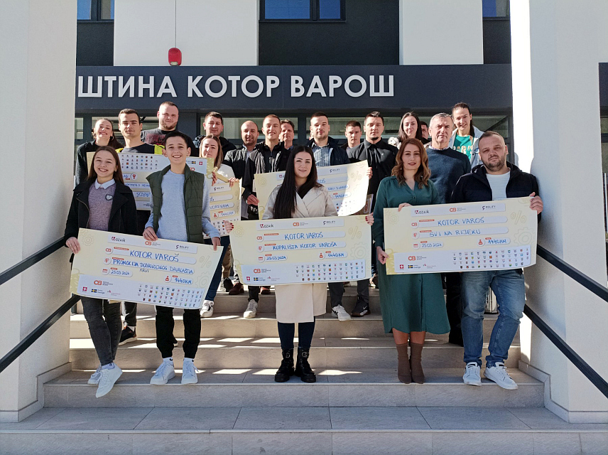 КОТОР ВАРОШ, 25. МАРТА /СРНА/ – Омладинска банка ће у наредна три мјесеца финансирати реализацију десет пројеката и два микробизниса неформалних група младих са подручја општине Котор Варош, чија је укупна вриједност 27.940 КМ.