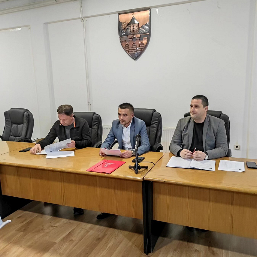 КОЗАРСКА ДУБИЦА, 25. МАРТА /СРНА/ - Сједница Општинског одбора СНСД-а у Козарској Дубици.