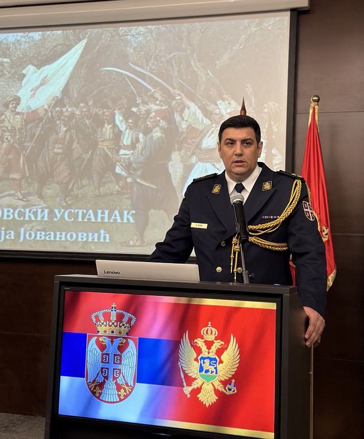 ПОДГОРИЦА, 28. МАРТА /СРНА/ - Задатак војске Србије је да недвосмислено брани суверенитет и територијални интегритет Србије, што значи да Србија никада и ни под каквим притисцима неће признати такозвано Косово, рекао је шеф Изасланства одбране Амбасаде Србије у Црној Гори пуковник Владимир Тешић.