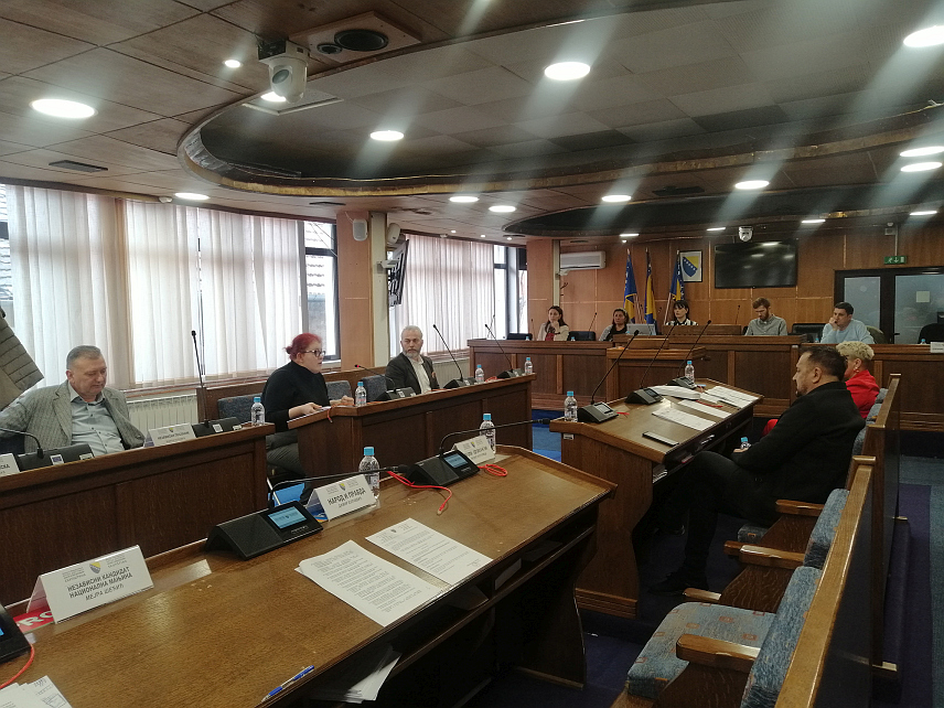 БРЧКО, 4. МАРТА /СРНА/ - Комисија за заштиту људских права Скупштине Брчко дистрикта.