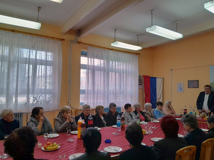 БРОД, 6. МАРТА /СРНА/ - Борачка организација општине Брод, уз подршку локалне управе, данас је, поводом 8. марта - Међународног дана жена, организовала традиционални пријем и дружење са мајкама погинулих бораца у протеклом Одбрамбено-отаџбинском рату.