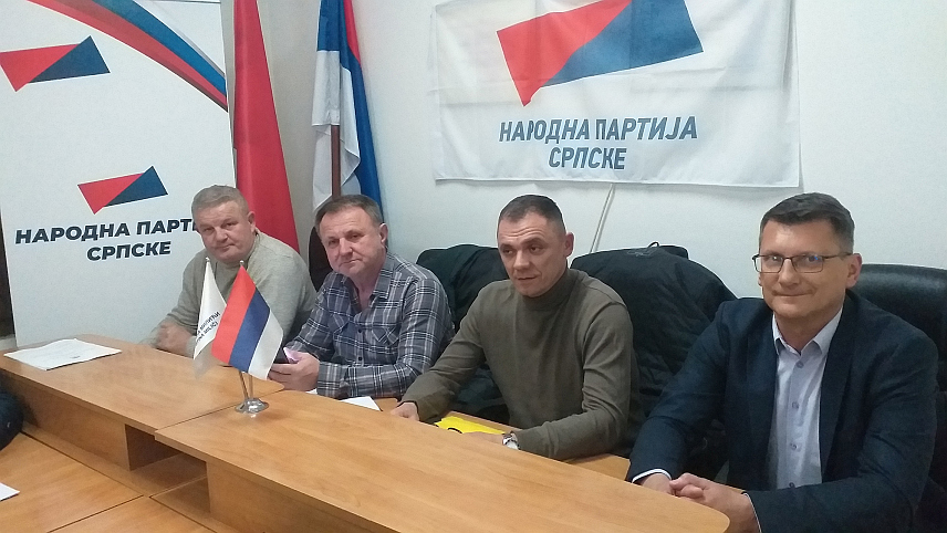 МИЛИЋИ, 7. МАРTА /СРНА/ - Народна партија Српске /НПС/ формирао је вечерас Општински одбор у Милићима, а за предсједника је изабран Младен Голић.