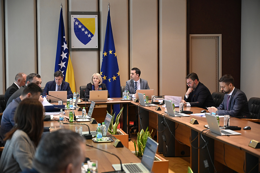 САРАЈЕВО, 22. АПРИЛА /СРНА/ - Сједница Савјета министара.