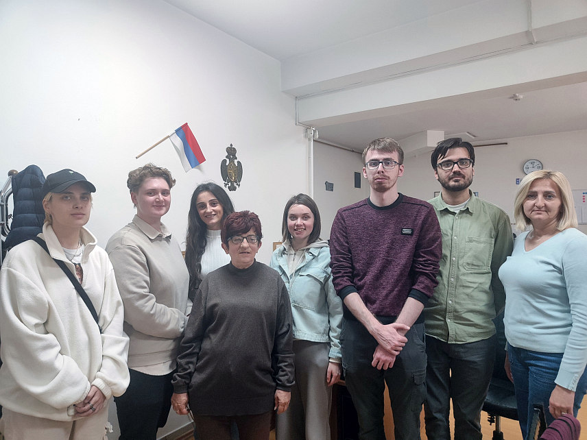 ИСТОЧНО САРАЈЕВО, 23. АПРИЛА /СРНА/ – Четворо студената Државног универзитета "Лобачевски" из Нижњег Новгорода у Русији, који у оквиру програма међууниверзитетске размјене током априла студирају на Филозофском факултету Универзитета у Источном Сарајеву, посјетили су данас Дописништво Новинске агенције Републике Српске - СРНА у овом граду.