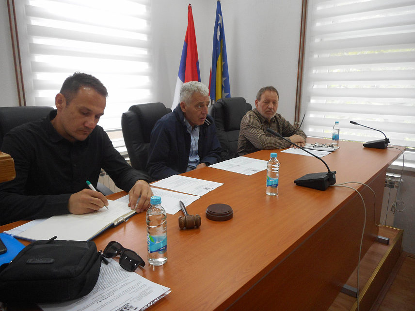 СРЕБРЕНИЦА, 26. АПРИЛА /СРНА/ - Сједница Организационог одбора за обиљежавање дана страдања Срба из ове регије.