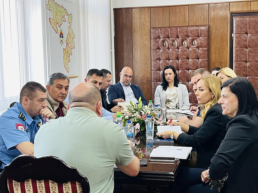 КОЗАРСКА ДУБИЦА, 29. АПРИЛА /СРНА/ - Састанак Организационог одбора општине Козарска Дубица за помен жртвама злочина-геноцида Независне Државе Хрватске /НДХ/.