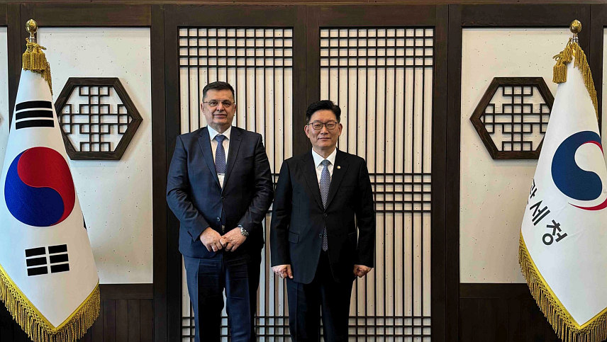 БАЊАЛУКА, 4. АПРИЛА /СРНА/ - Директор Управе за индиректно опорезивање БиХ Зоран Tегелтија разговарао је са директором Царинске управе Кореје Ко Квангхјо о могућностима проширења и јачања сарадње.