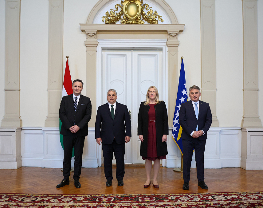 САРАЈЕВО, 4. АПРИЛА /СРНА/ - Чланови Предсједништва БиХ на састанку са премијером Мађарске Виктором Орбаном у Сарајеву.