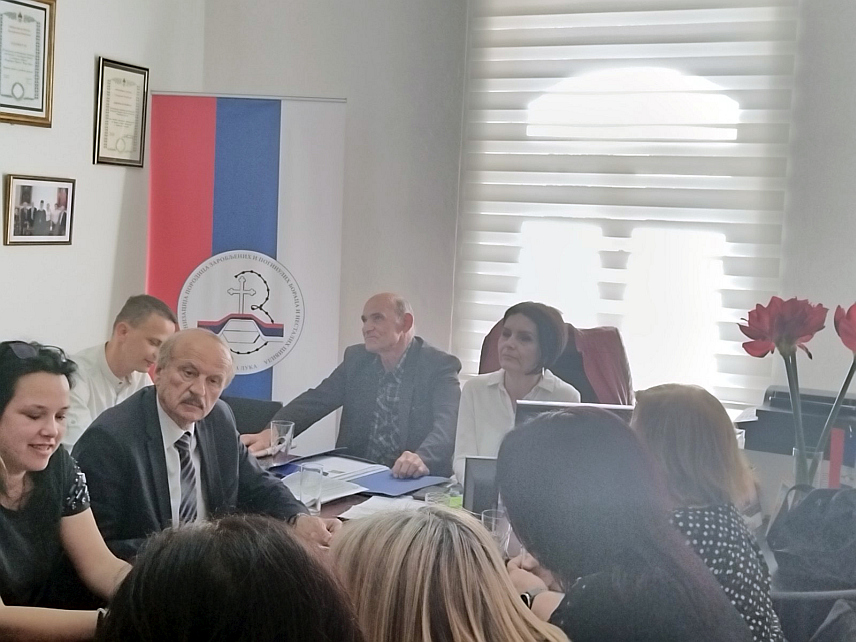 БАЊАЛУКА, 5. АПРИЛА /СРНА/ - Сједница Одбора породица заробњених бораца и несталих цивила Републике Српске у Бањалуци.