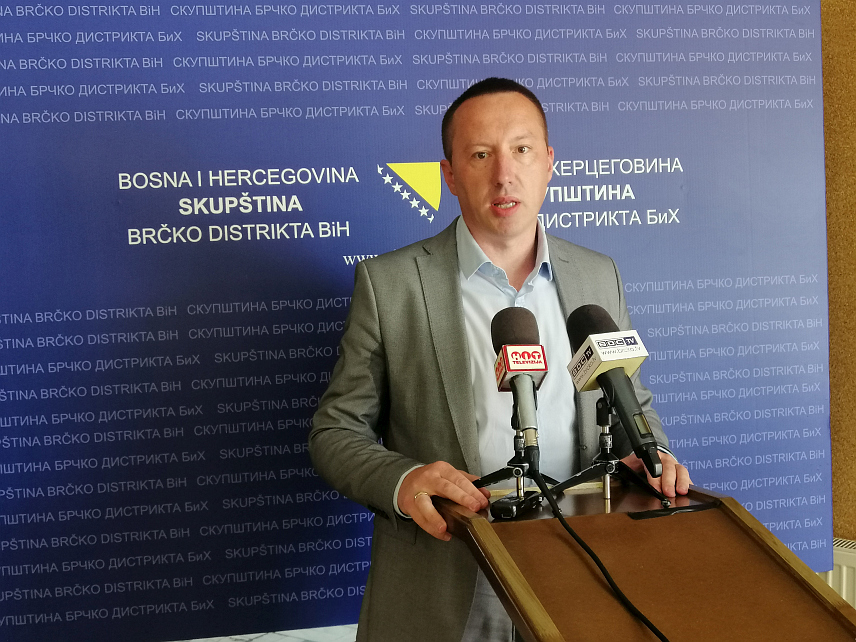 БРЧКО, 5. АПРИЛА /СРНА/ - Предсједавајући Комисије за буџет Скупштине Брчко дистрикта Срђан Блажић.