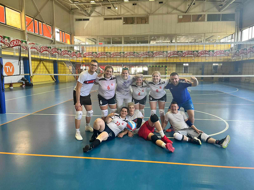 БАЊАЛУКА, 7. АПРИЛА /СРНА/ - Удружење глувих и наглувих регије Бањалука организовало је у Пети међународни турнир у више спортских дисциплина, који је окупио бројне екипе из земаља региона.