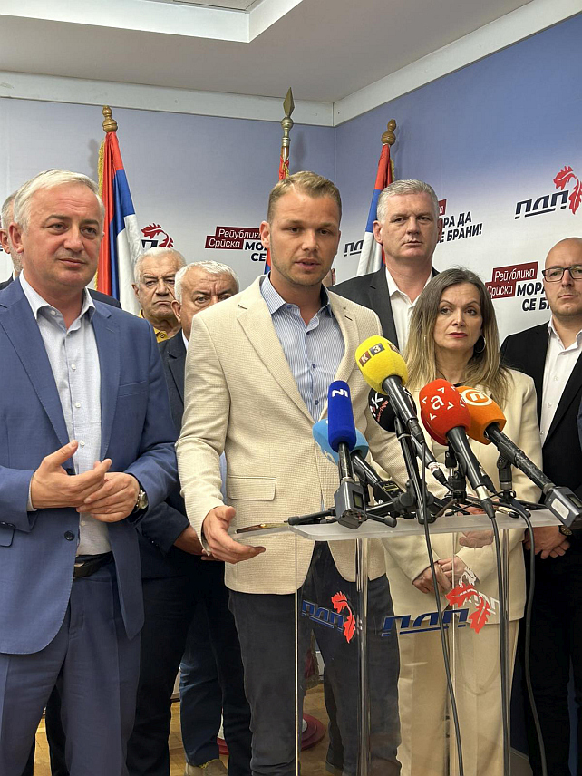 БАЊАЛУКА, 8. АПРИЛА /СРНА/ - Предсједништво ПДП-а донијело је данас одлуку да Драшко Станивуковић буде кандидат ПДП-а за градоначелника Бањалуке на локалним изборима у октобру, рекао је лидер странке Бранислав Бореновић.